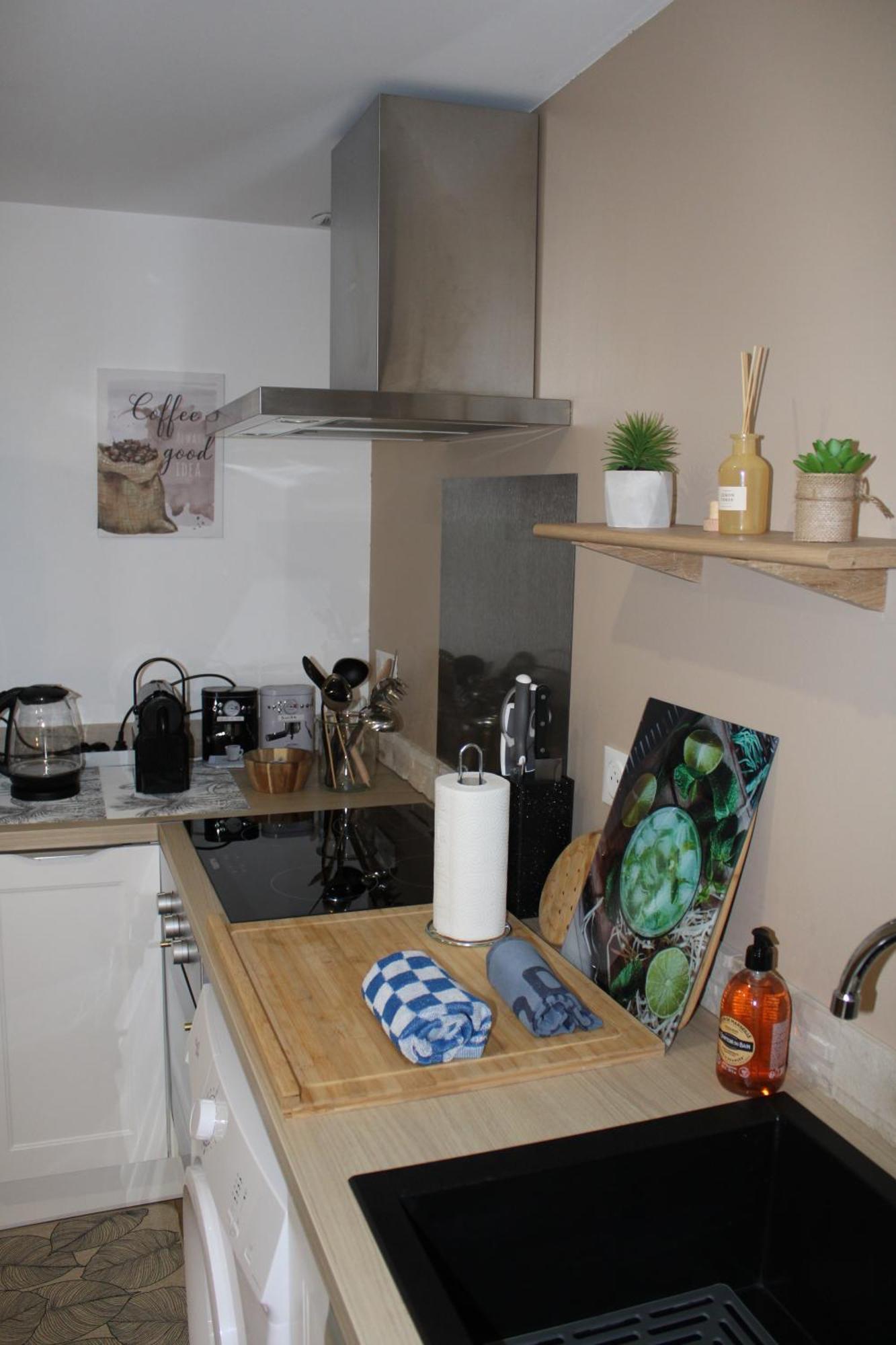 Apartment Acropole 2 *